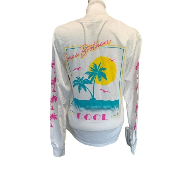 Jonas Brothers Limited edition “Concert long sleeve COOL tee” (Size = small men) - Picture 1 of 6